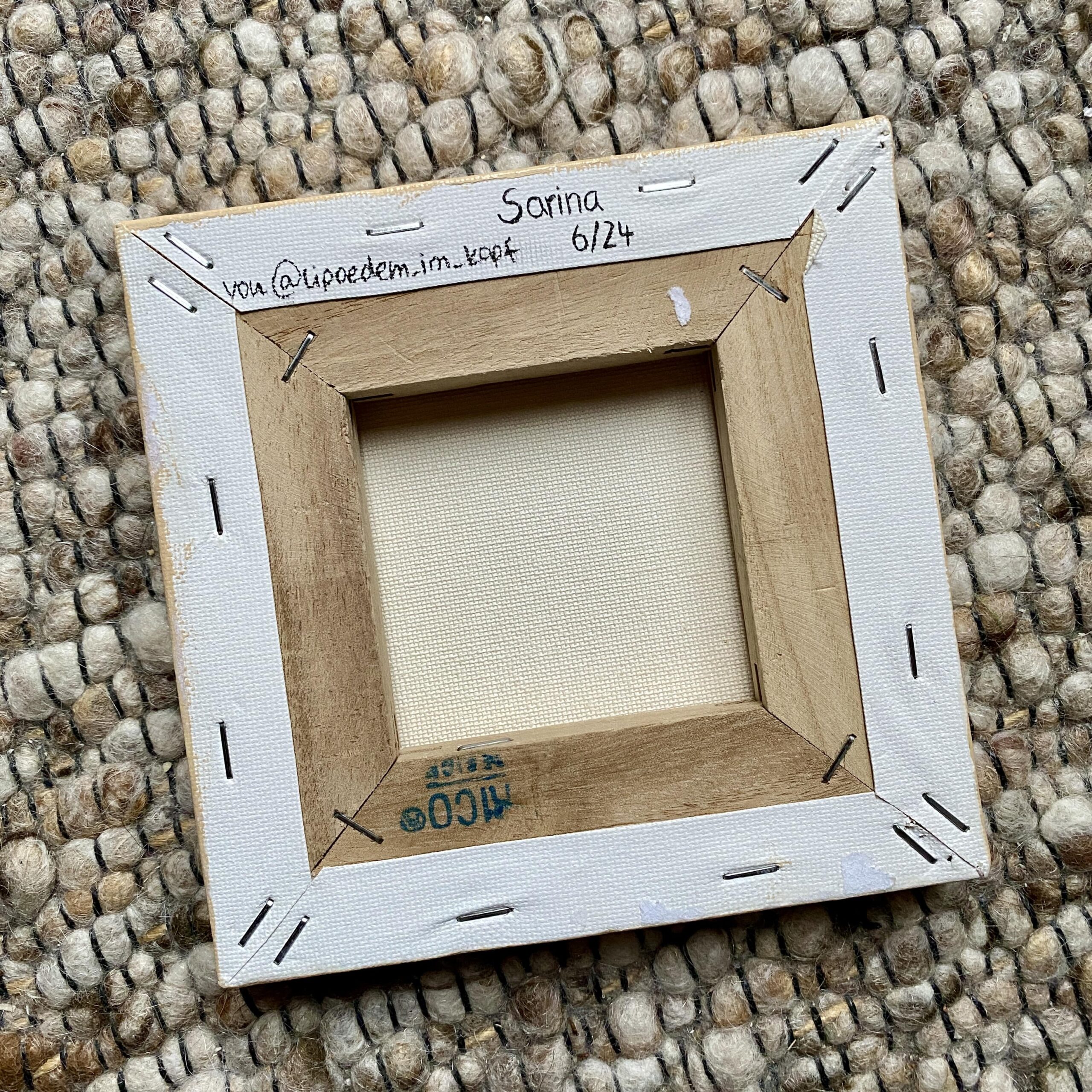 Original auf Leinwand "Line-Art Superwoman" 15x15 cm, 2024 – Bild 6